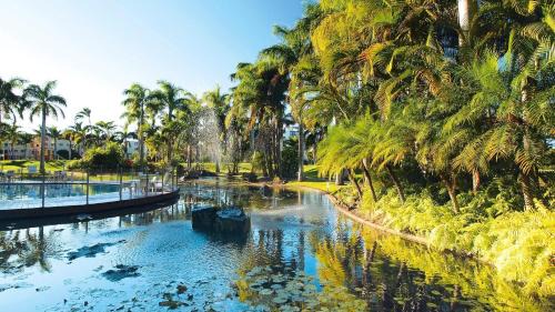 Golden Beach Resort | Oasis at Oaks Golden Beach