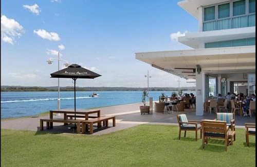 Ballina Apartment | River's Edge Premium Retreat