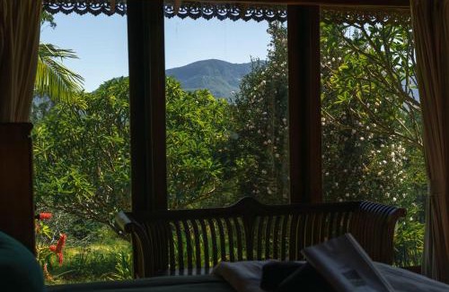 Mount Burrell Resort | Silk Pavilions Glamping