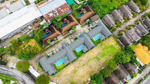 Chalong Villa | summer stay pool villa