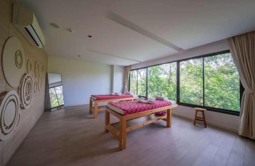 Nai Harn Villa | 澜近 竹隐墅 Nai Han Waves Edge Retreat