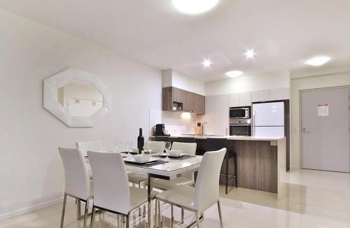 Woolloongabba Apartment | Gabba Apartment,Free Parking, Walk to PA Hospital & The Gabba Stadium , Woolloongabba