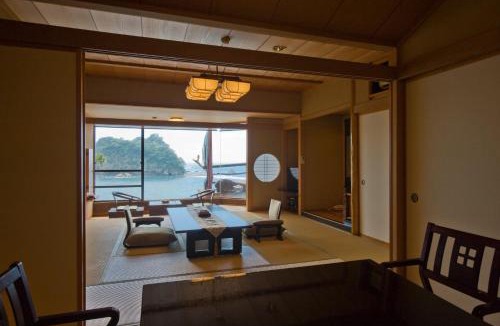 Dogashima Hotel | UmibenokakureyuSEIRYU海辺のかくれ湯清流