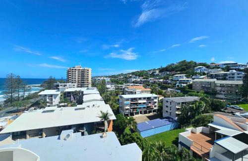 Coolum Beach Apartment | Deluxe Two Bedroom Apartment with Ocean Views