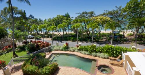 Trinity Beach Apartment | On The Beach Apartments