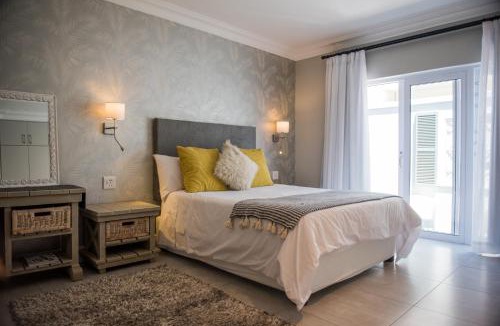 Hermanus Bed & Breakfast | The Whale on Main B&B