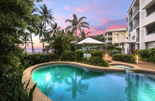 Trinity Beach Apartment | Trinity Waters Boutique Beachfront