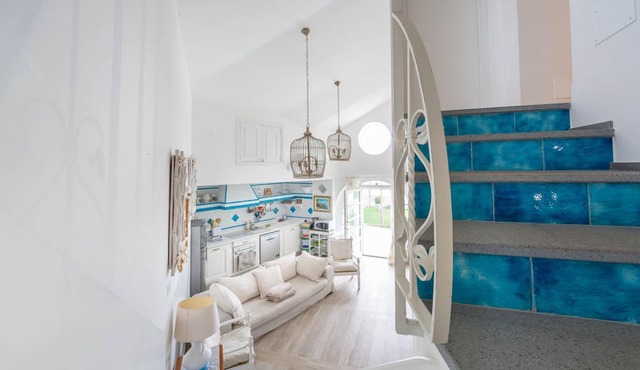 Luxury Villa Vittoria- Villa With Garden Swimming Pool and Jacuzzi Overlooking the sea