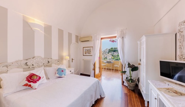 Villa Mary Suites