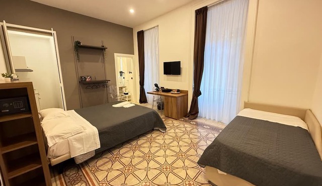 LA PIAZZA SUITE