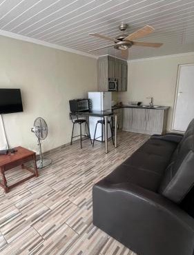 Yolonwabo Bed and Breakfast
