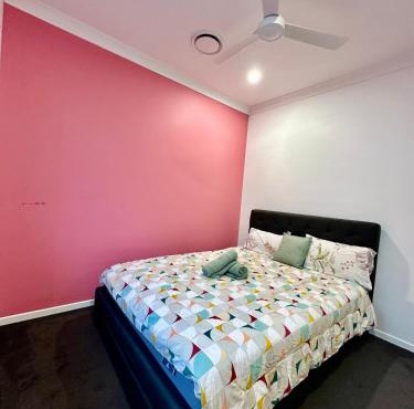 Noble place in Loganlea