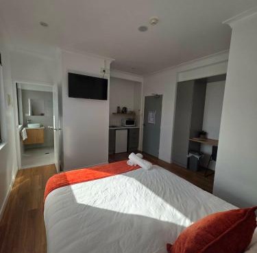 Canterbury Street Apartments