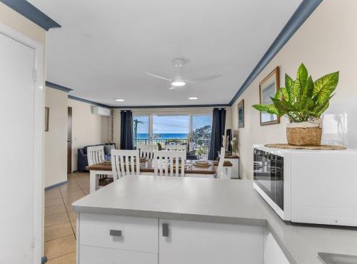 Caba Classic 12 - 2BR Oceanview Apartment by uHoliday