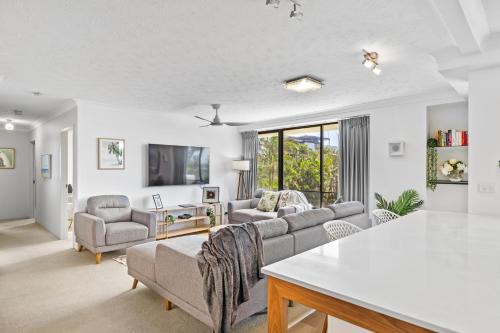 Burgess @ Kings Beach Apartments