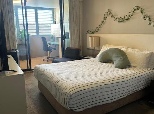 Private rooms in A shared Apartment Free Parking