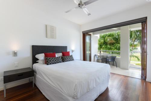 Watermark villa 1 with private pool - Near the beach