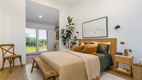 'Rail Trail Cottage'-Artisan rural Home 5 mins to pristine beach